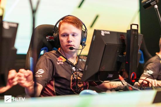 全球顶尖DOTA2选手评选揭晓绝活英雄榜单