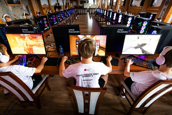 2026 StarLadder StarSeries秋季赛巴塞罗那夺冠热门预测与战队实力分析